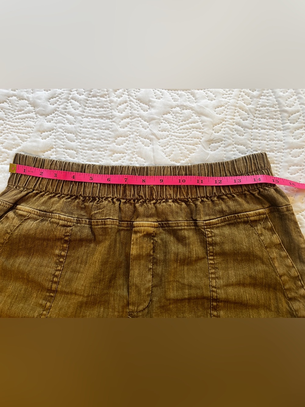 Christina Smocked Band Linen Short by Kut From The Kloth - Picture 10 of 11